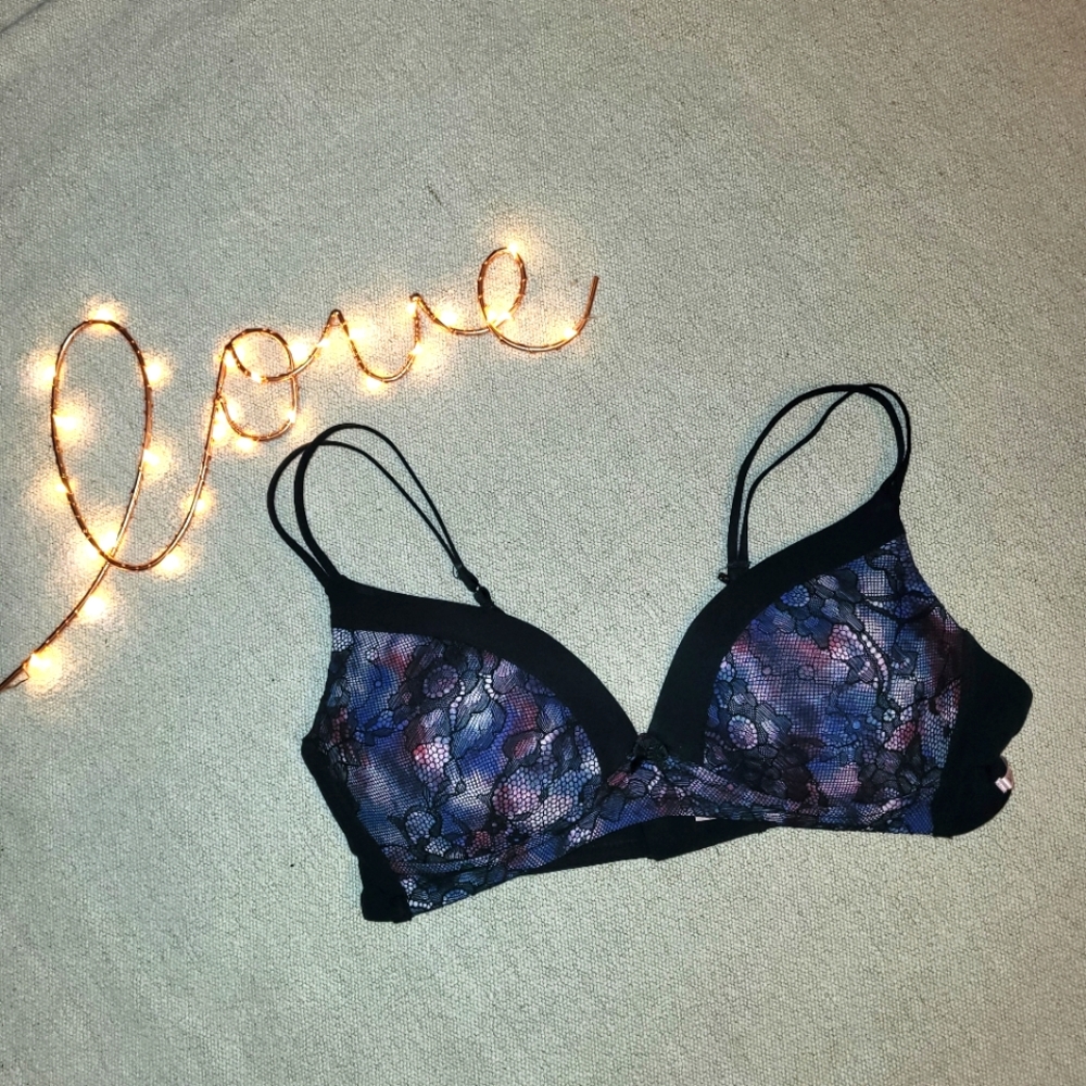 La Vie En Rose Lace and Floral Push Up Bra